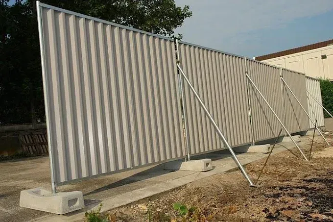 Clôtures et barrières de sécurité webp